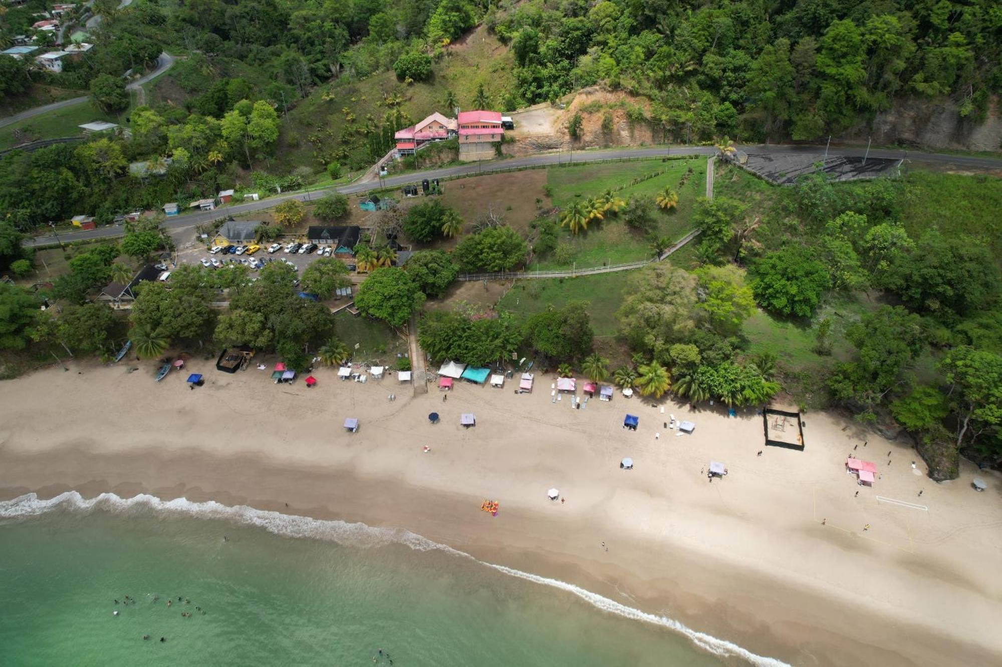 Las Cuevas Beach Lodge Εξωτερικό φωτογραφία